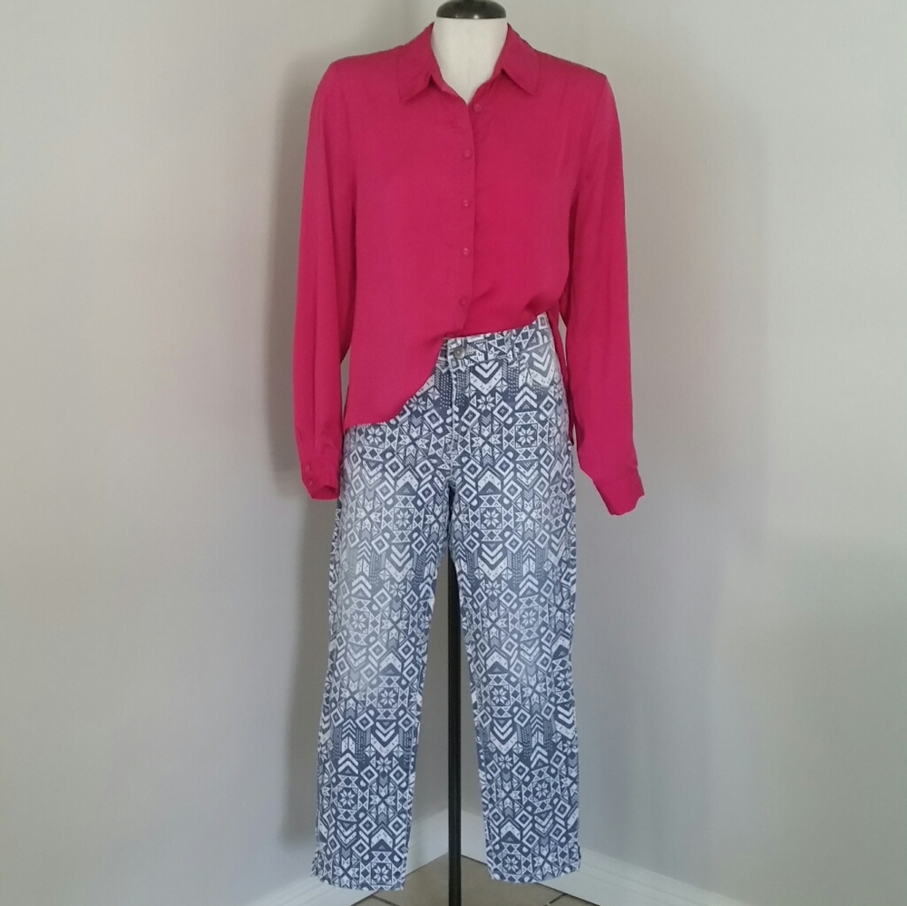 NWOT Printed Jeans